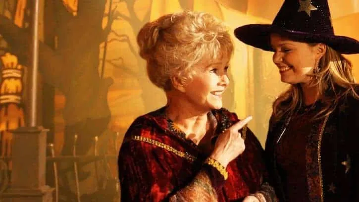Marine Piper and Aggie Cromwell in Halloweentown High