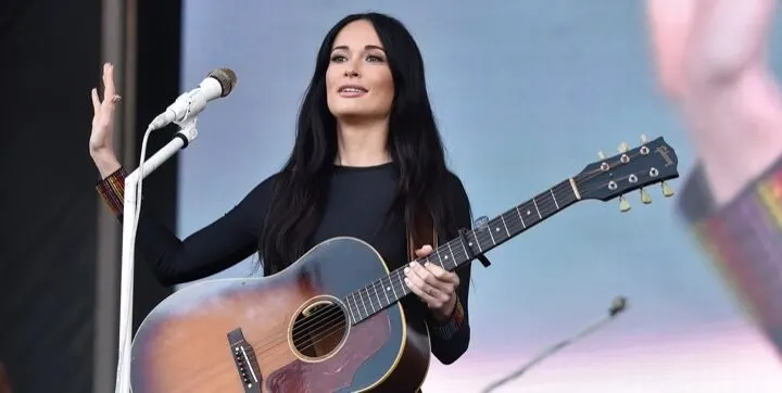 Kacey Musgraves performing All Is Found from Frozen 2